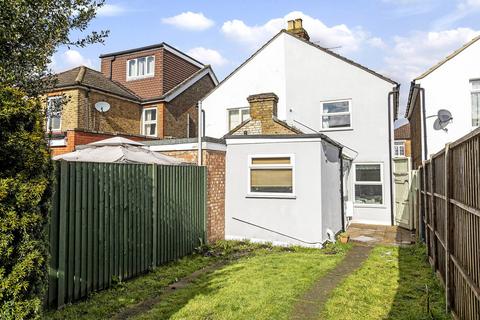 8 Bremer Road, Staines, TW18 4HU