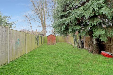 1 bedroom flat for sale, Prospect Road, Woodford Green IG8