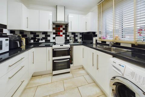 3 bedroom end of terrace house for sale, Eastbrook Way, Hemel Hempstead