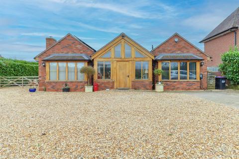 2 bedroom detached bungalow for sale, Beamish Lane, Albrighton, WV7