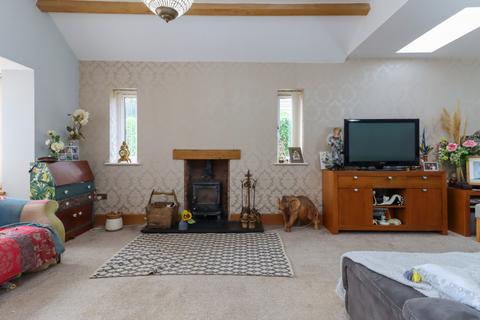 2 bedroom detached bungalow for sale, Beamish Lane, Albrighton, WV7