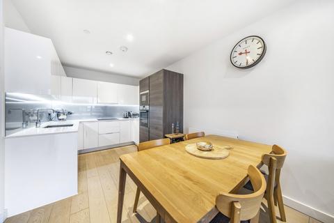 2 bedroom apartment for sale, River Gardens Walk London SE10