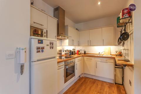 2 bedroom apartment for sale, Berry Lane, Hertfordshire WD3