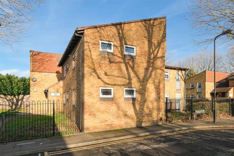 83 Alexandra Road, Walthamstow, London, E17 8DU