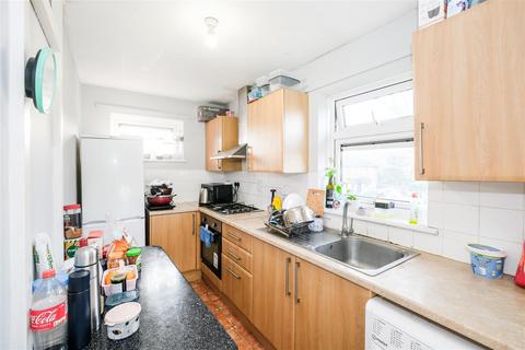 83 Alexandra Road, Walthamstow, London, E17 8DU