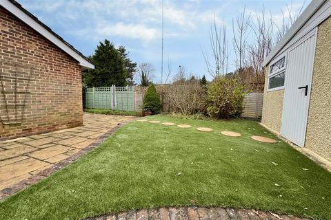 1 bedroom semi-detached bungalow for sale, Godalming