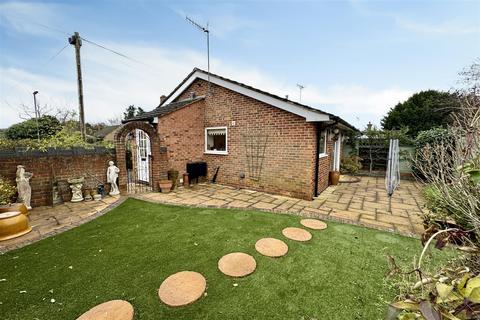 1 bedroom semi-detached bungalow for sale, Godalming