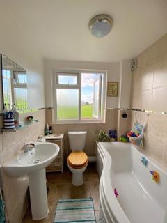 54 Bryncastell, Bow Street, SY24 5DF
