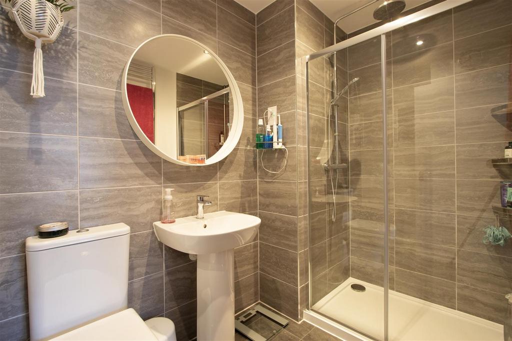 En Suite Shower Room