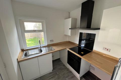 2 bedroom house to rent, New Queen Street, Chesterfield