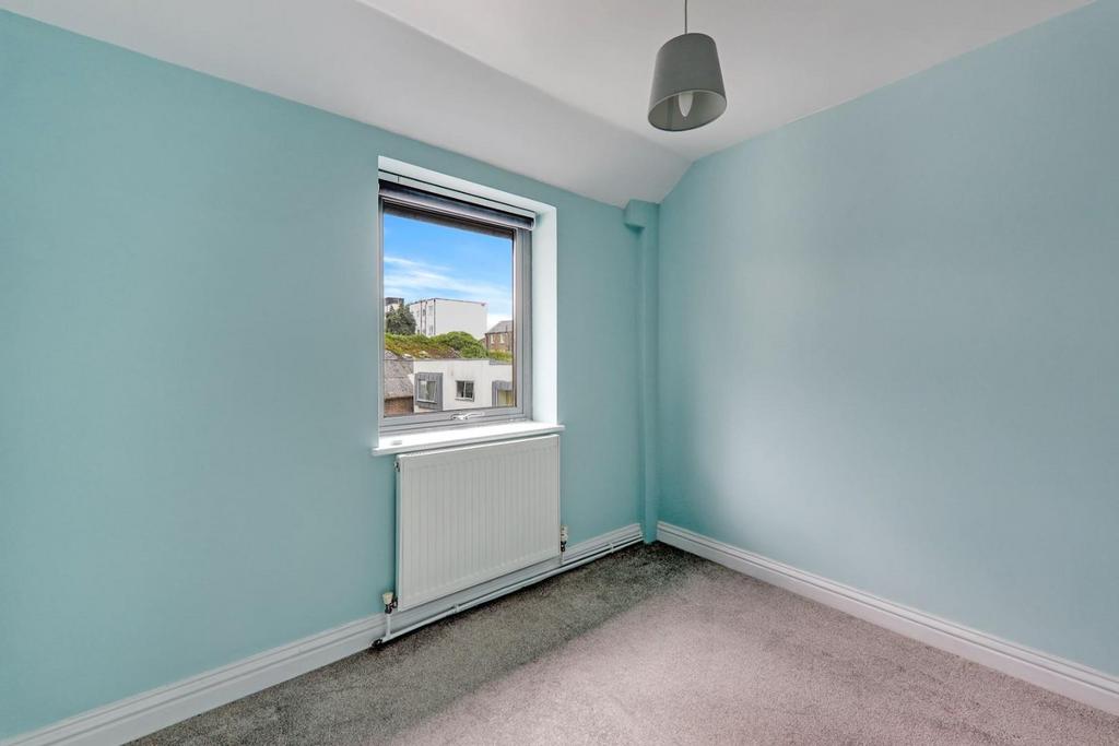 03 e4bd JHProp World   Flat 6, 8 Wells Park Road   7