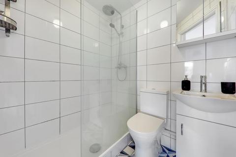 2 bedroom flat for sale, Wells Park Road, Sydenham, London