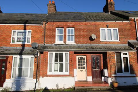 2 bedroom terraced house for sale, Battens Avenue, Overton RG25