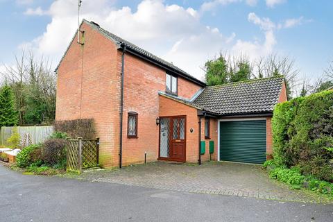 3 bedroom detached house for sale, Cowslip Bank, Basingstoke RG24