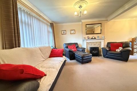 4 bedroom semi-detached house for sale, Firsview Drive, Northampton NN5