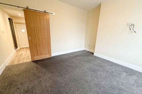 2 bedroom cottage for sale, South Street, Rawtenstall, Rossendale,