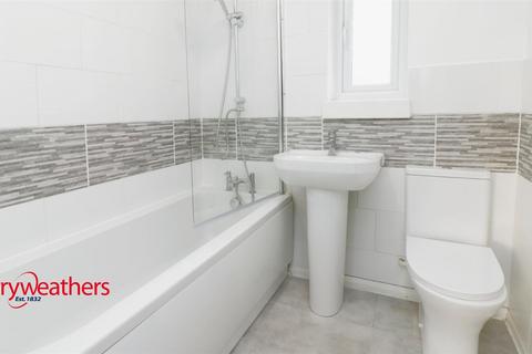 2 bedroom end of terrace house for sale, Southmoor Lane, Armthorpe, Doncaster