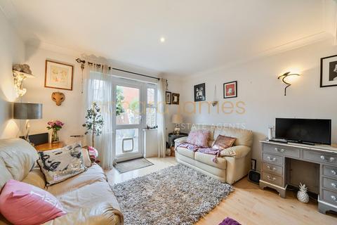 2 bedroom house for sale, Colenso Drive, Mill Hill, NW7