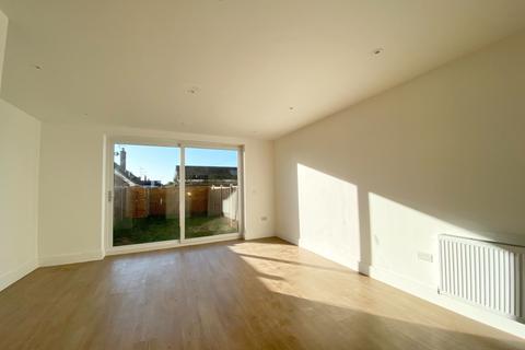 2 bedroom terraced house to rent, Elmer Road Bognor Regis PO22