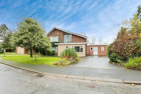 undefined, Moss Bank, Bramhall
