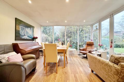 undefined, Moss Bank, Bramhall