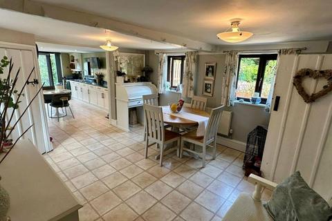 3 bedroom house to rent, Bodenham, Bodenham