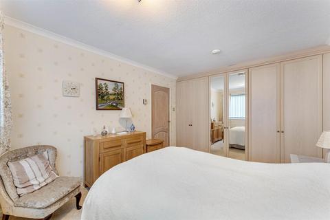 2 bedroom apartment for sale, Wrayton Lodge, Whitehall Road, Sale