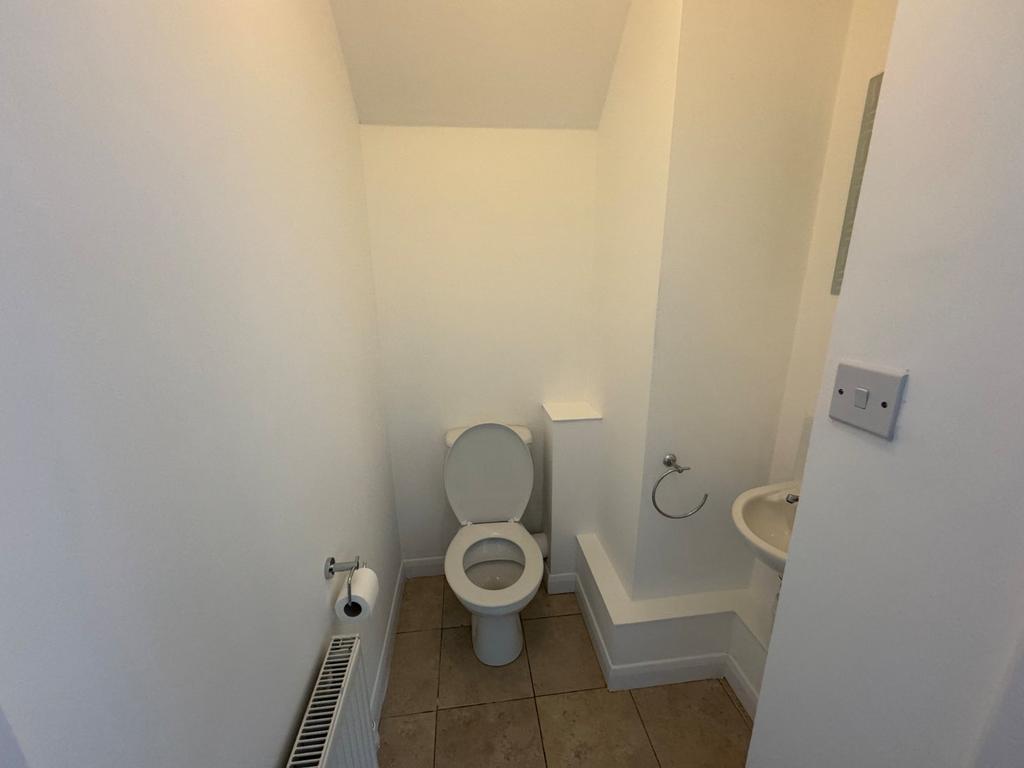 Downside Toilet