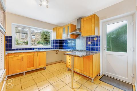 6 Springfield Road, London, W7 3JP