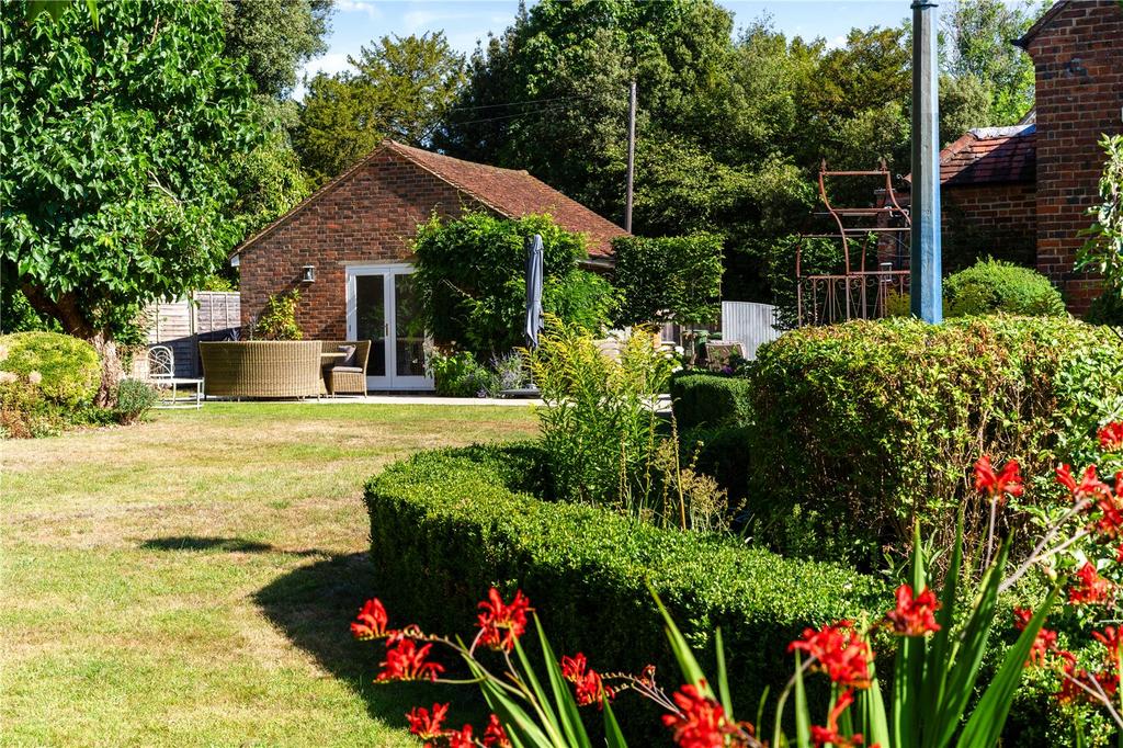 Garden/Summer House