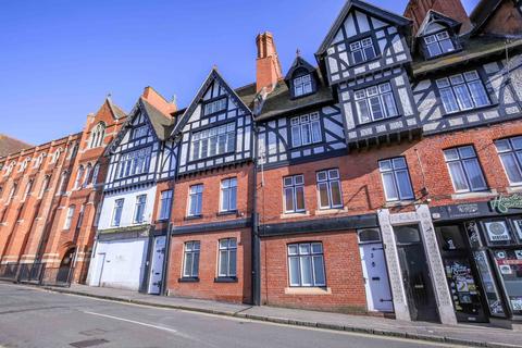 3 bedroom apartment to rent, Chatham Street Ramsgate CT11