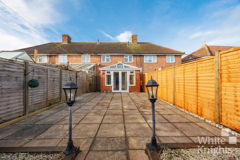 49 Brixham Road, Reading, RG2 7RA