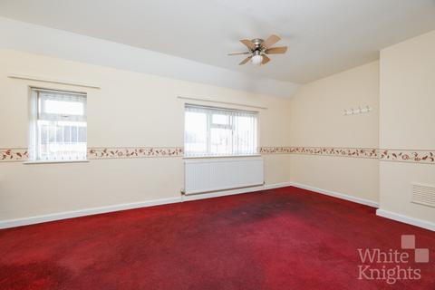 49 Brixham Road, Reading, RG2 7RA