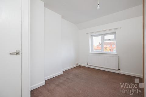 49 Brixham Road, Reading, RG2 7RA