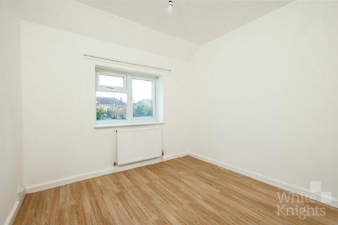 49 Brixham Road, Reading, RG2 7RA