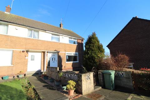 3 bedroom semi-detached house to rent, Broadgate Lane, Horsforth