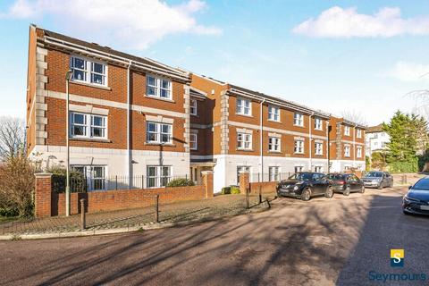 1 bedroom flat for sale, Cadogan House, Guildford GU1