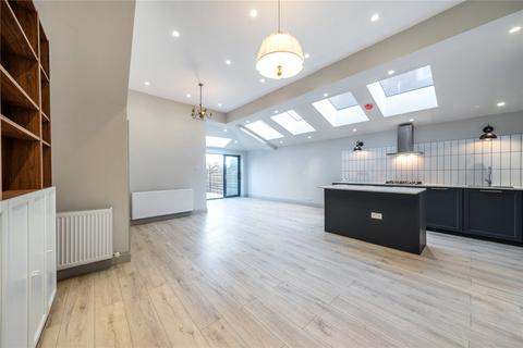 3 bedroom apartment for sale, Albert Road, London, N22