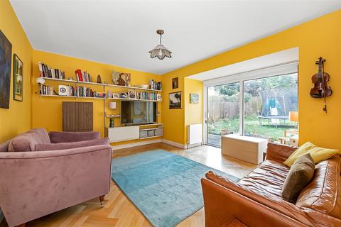 8 Brancaster Lane, Purley, CR8 1HE