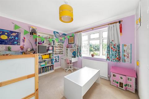 8 Brancaster Lane, Purley, CR8 1HE