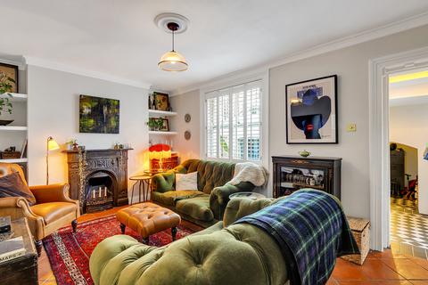 30b Cephas Avenue, London, E1 4AT