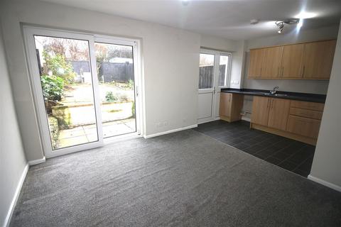 3 bedroom terraced house for sale, Lynher Drive , Saltash