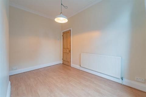 2 bedroom house to rent, North Road, Harborne, Birmingham