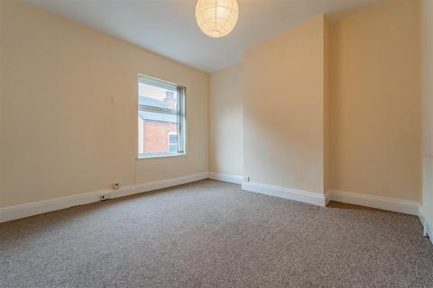 2 bedroom house to rent, North Road, Harborne, Birmingham