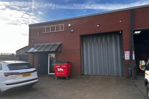 Industrial unit to rent, Unit 4, 1 Catherine Street, Aston, Birmingham, B6 5RS