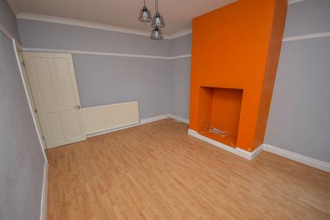 2 bedroom flat for sale, Birchington Avenue, South Shields