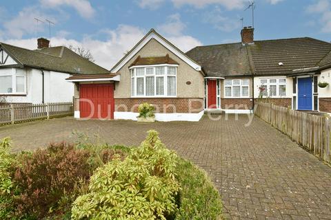 2 bedroom semi-detached bungalow for sale, Billy Lows Lane, Potters Bar EN6