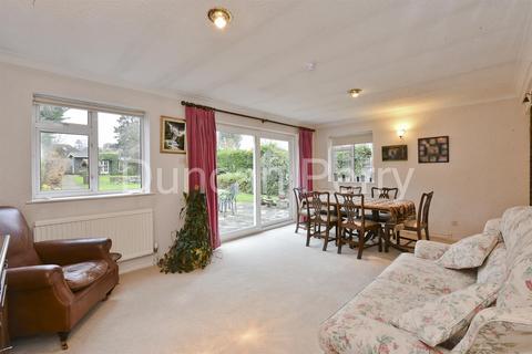 2 bedroom semi-detached bungalow for sale, Billy Lows Lane, Potters Bar EN6