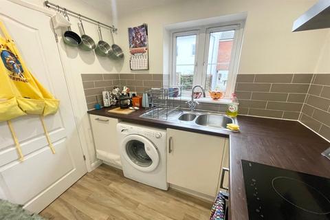 2 bedroom house to rent, Worthing BN14