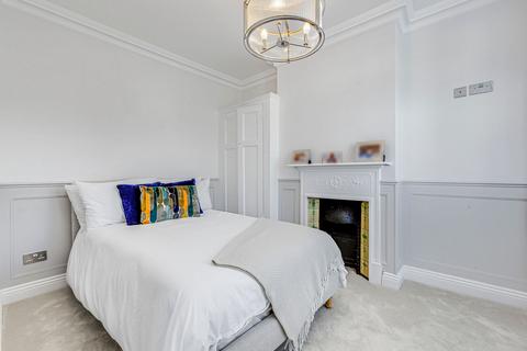 62 Treen Avenue, London, SW13 0JT